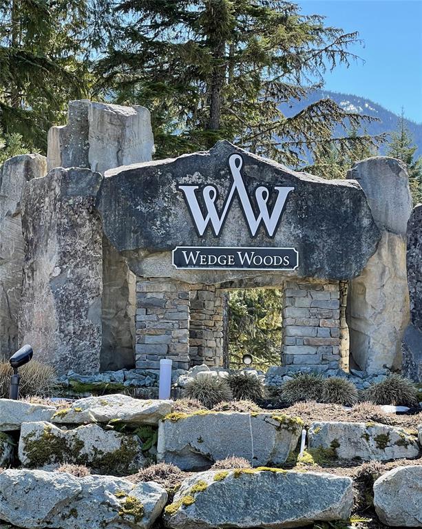 Wedgewoods Whistler Sign